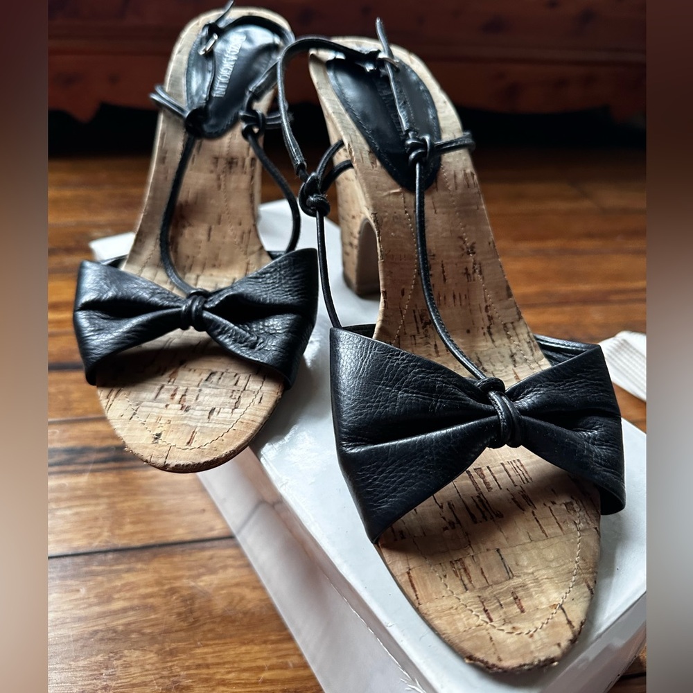 Enzo Angiolini Leather Black Bow Cork Heels